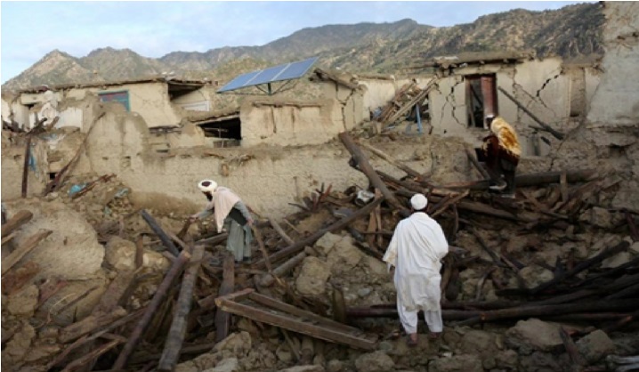 افغانستان میں تباہ کن زلزلہ ، کم از کم 812 افراد جاں بحق، 2700 سے زائد زخمی